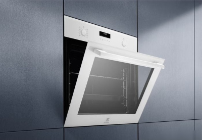 Электрический духовой шкаф Electrolux SteamBake 600 EOD6F77WV