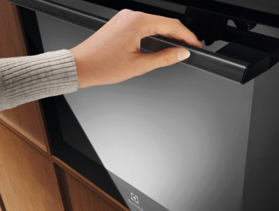 Электрический духовой шкаф Electrolux KODEF70BZ