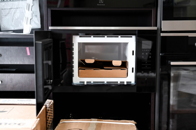 Микроволновая печь Electrolux KMFE172TEX