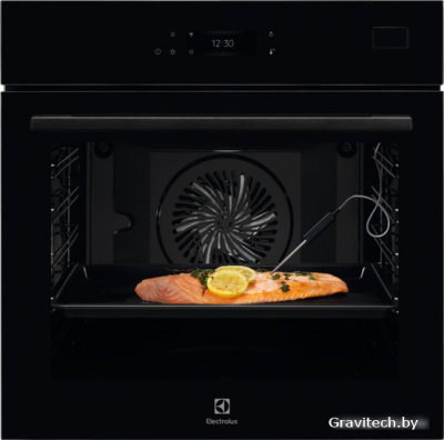 Электрический духовой шкаф Electrolux SteamBoost 800 COB8S39WZ