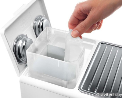 Рожковая помповая кофеварка DeLonghi Active Line ECP 33.21.W