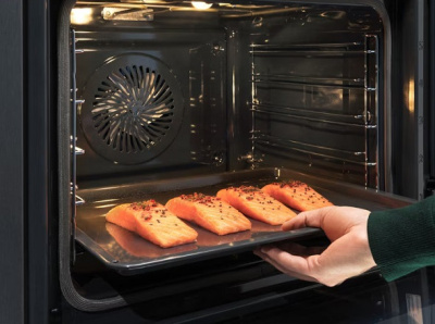 Электрический духовой шкаф Electrolux EOB7S31V