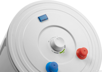 Накопительный электрический водонагреватель под мойку Electrolux EWH 10 Genie ECO U