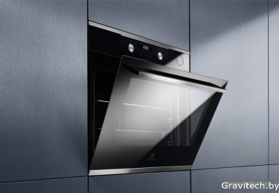 Электрический духовой шкаф Electrolux OKC6P51X