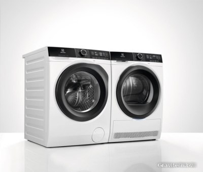 Сушильная машина Electrolux EW9H1R89B