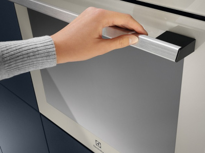 Электрический духовой шкаф Electrolux LOE7C31S