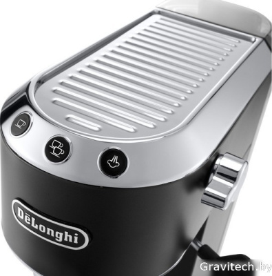 Рожковая помповая кофеварка DeLonghi Dedica EC 685.BK