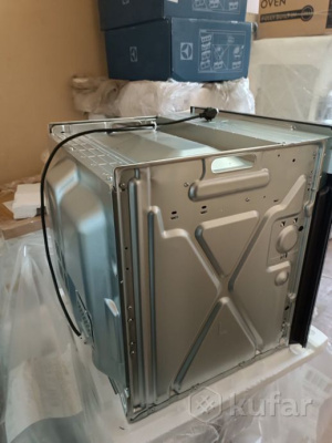 Электрический духовой шкаф Electrolux SteamBake PRO 600 KODEC70BZ