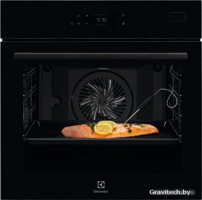 Электрический духовой шкаф Electrolux SteamBoost 800 COB8S39WZ